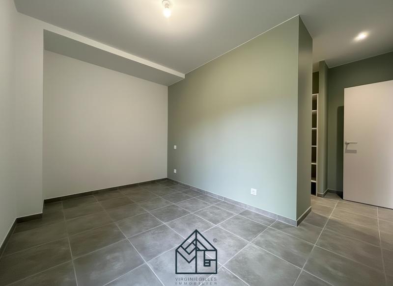 Appartement - 95 m² - 4 pièces