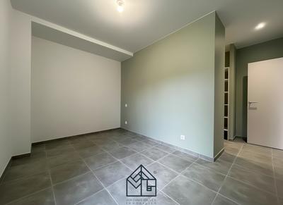 Appartement - 95 m² - 4 pièces