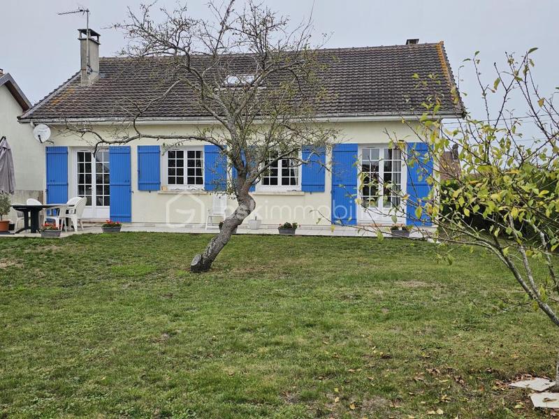 Maison traditionnelle - 137 m² - 6 pièces