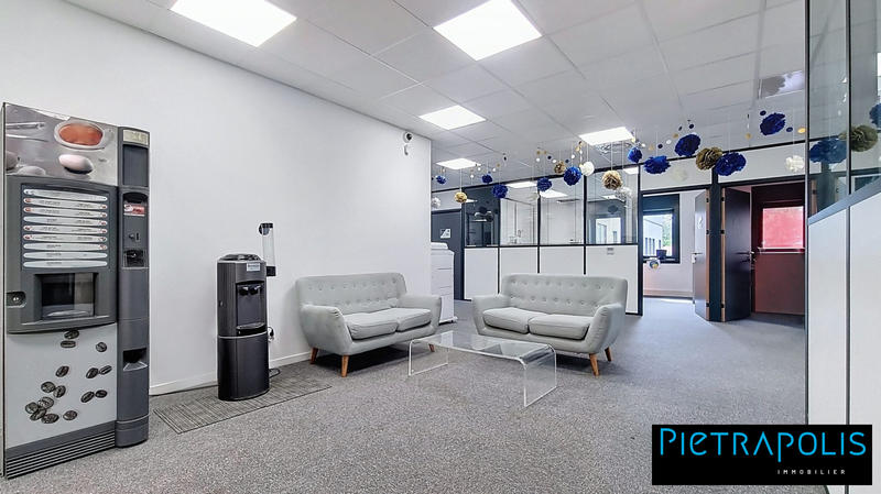 Fonds de commerce - Local d'activité / Entrepôt - 399 m²