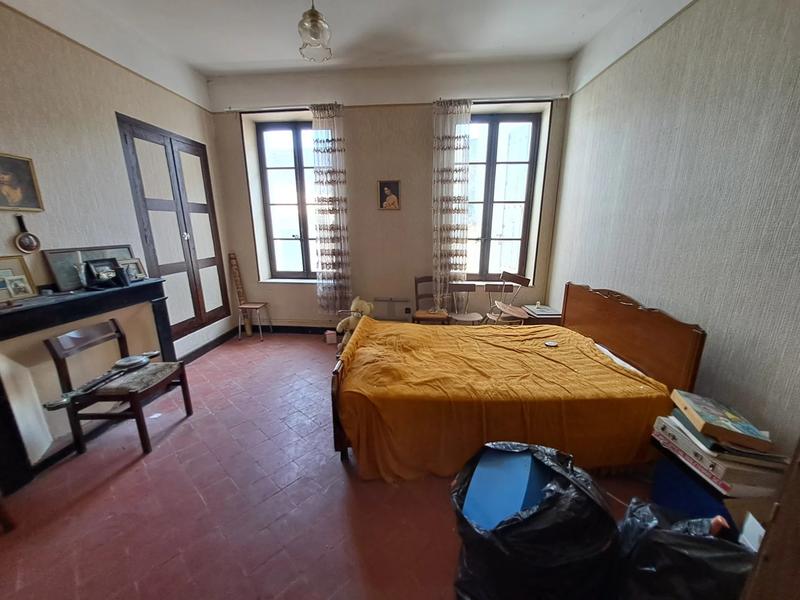 Maison - 166 m² - 8 pièces