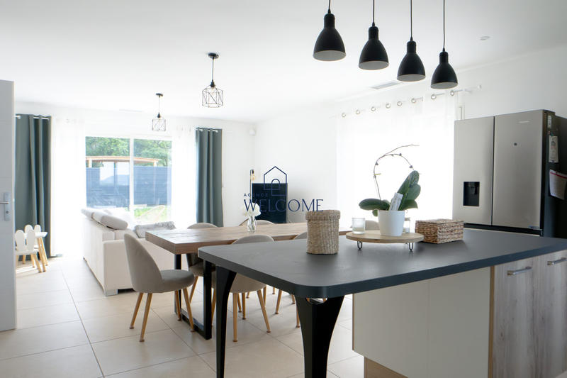 Maison - 91 m² - 5 pièces