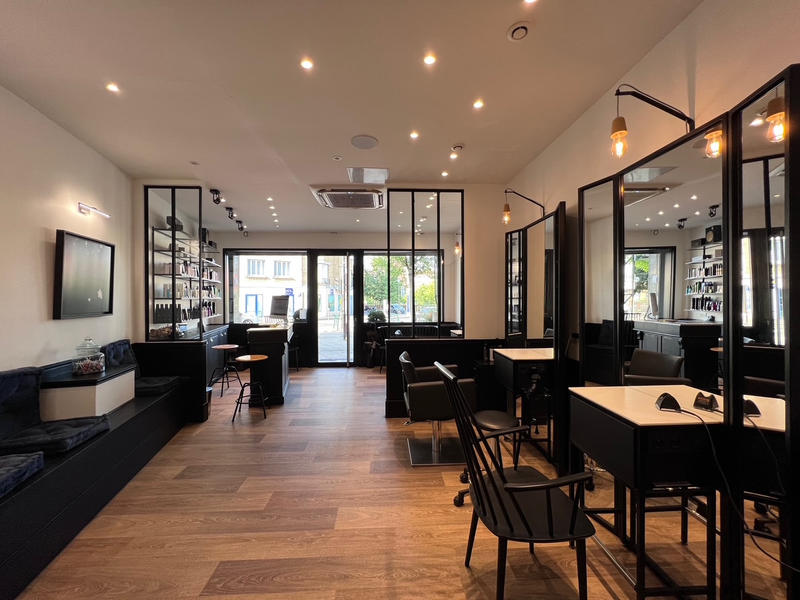 Fonds de commerce - Magasins - 78 m²