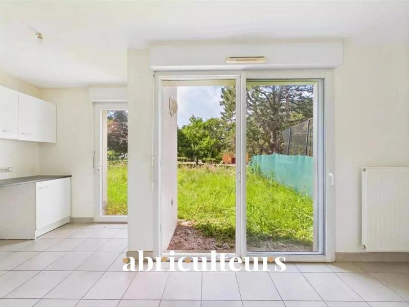 Appartement - 97 m² - 5 pièces