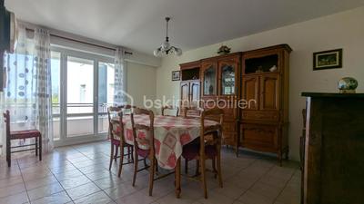 Appartement - 102 m² - 4 pièces