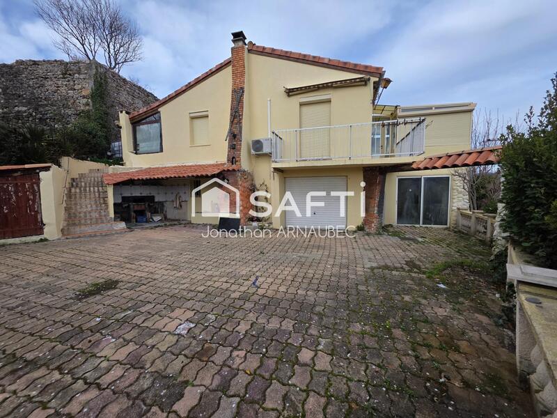 Maison - 160 m² - 8 pièces