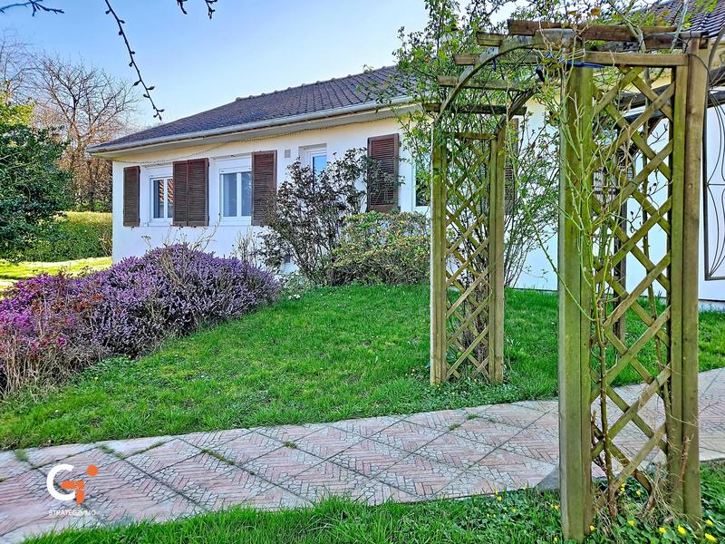 Maison - 104 m² - 4 pièces