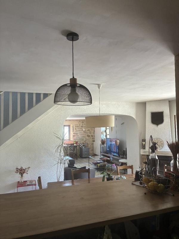 Maison en pierre - 140 m² - 6 pièces