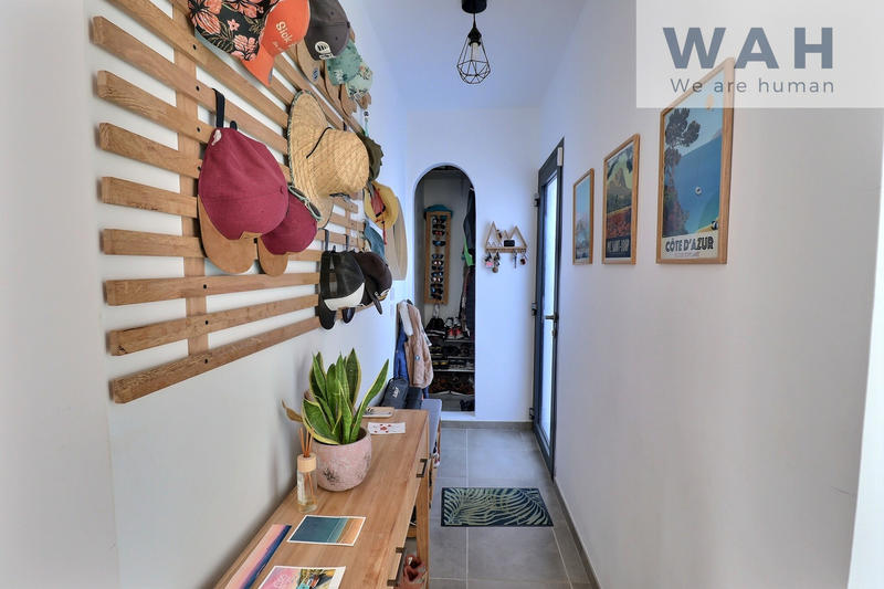 Maison - 105 m² - 4 pièces