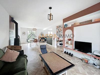 Maison - 110 m² - 7 pièces