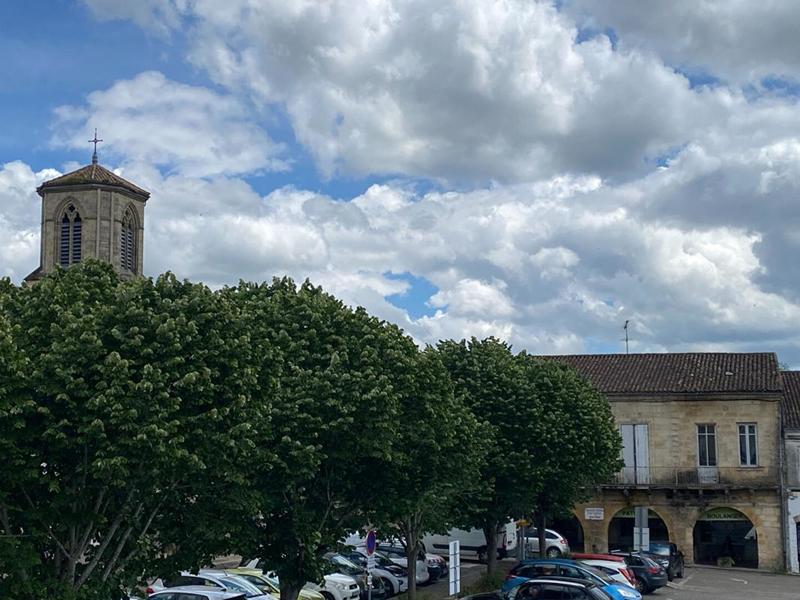 Maison - 300 m² - 10 pièces