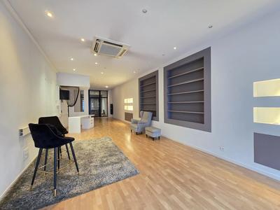 Bureau - 95 m² - 1 pièce