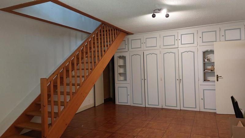 Maison - 331 m² - 10 pièces