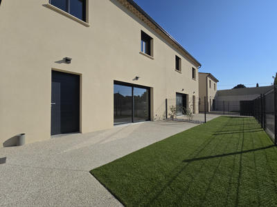 Maison - 96 m² - 4 pièces