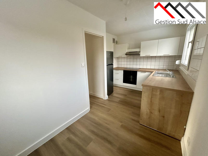 Maison - 93 m² - 5 pièces