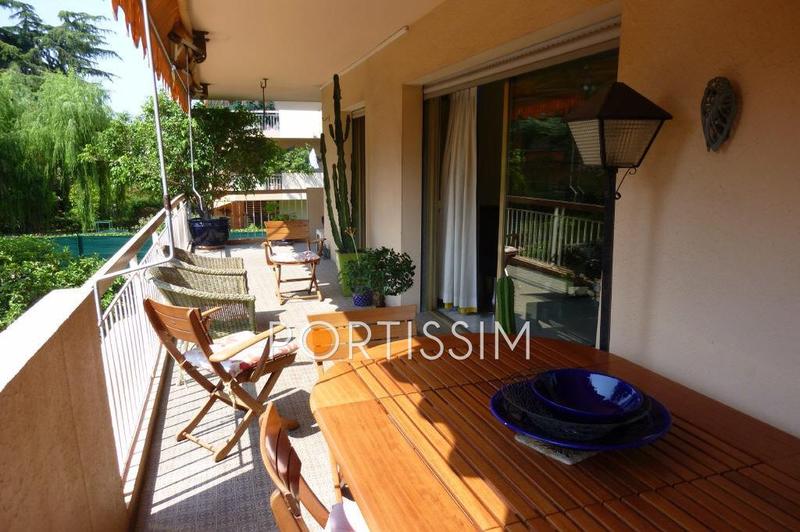 Appartement - 86 m² - 4 pièces