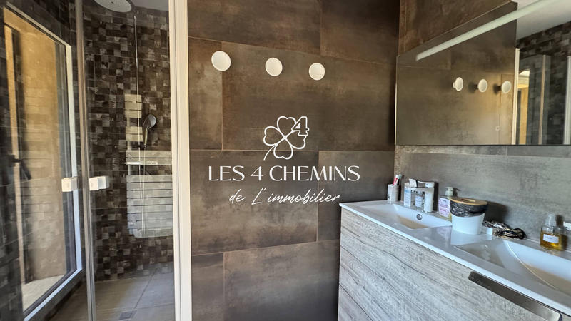 Villa - 140 m² - 4 pièces