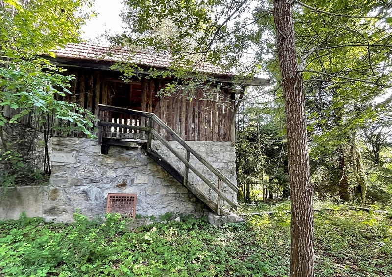 Maison - 477 m² - 13 pièces