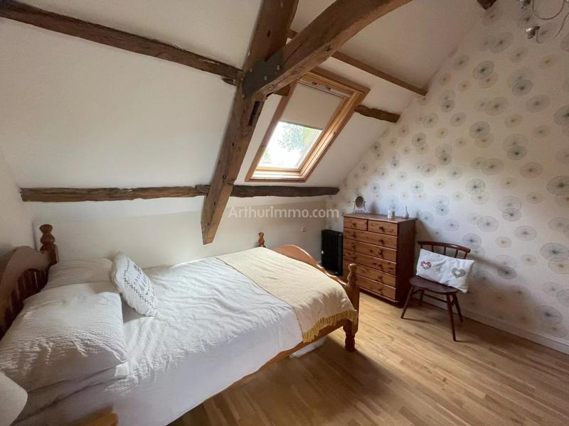 Maison - 241 m² - 13 pièces