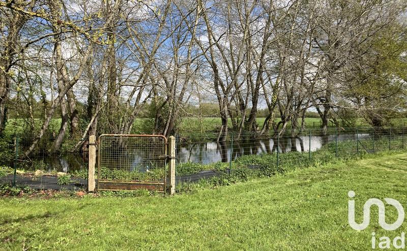 Maison - 233 m² - 7 pièces