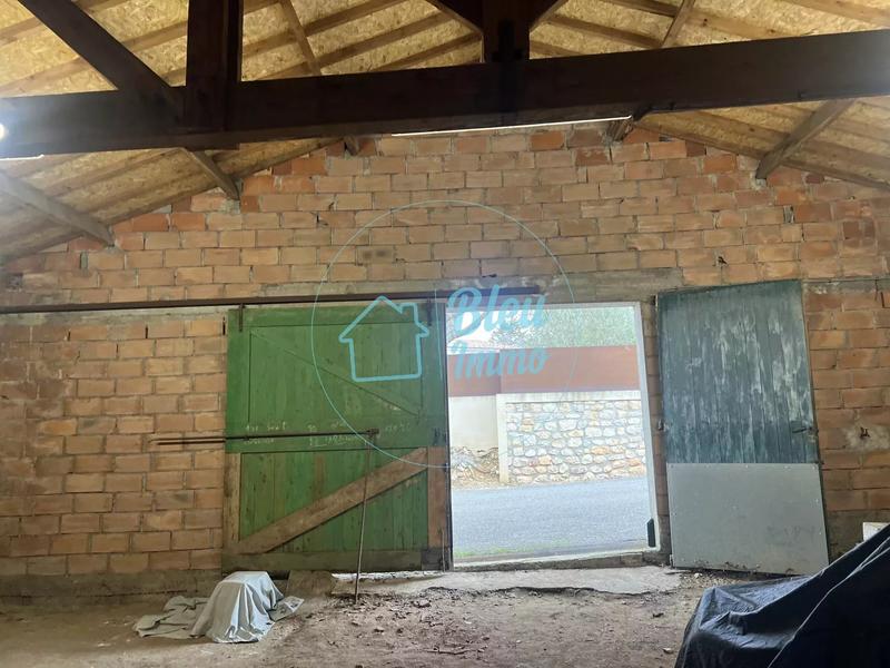 Grange - 90 m² - 1 pièce