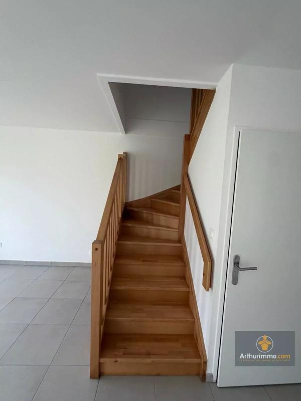 Maison - 77 m² - 5 pièces