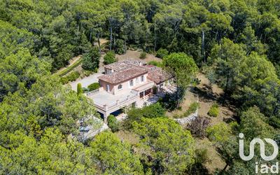 Maison de campagne - 240 m² - 5 pièces