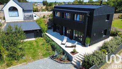 Maison de maîtres - 140 m² - 5 pièces