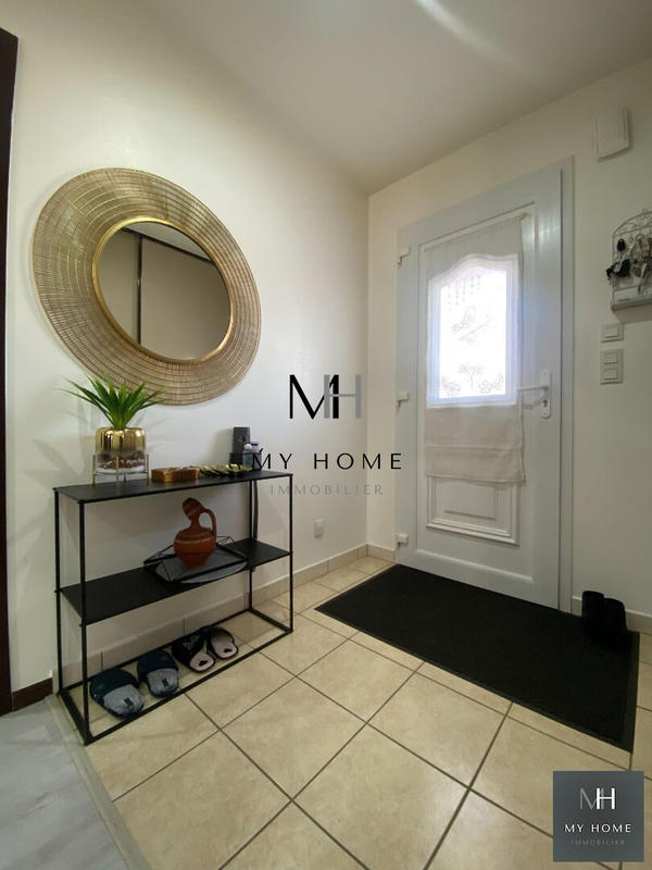 Maison - 98 m² - 5 pièces