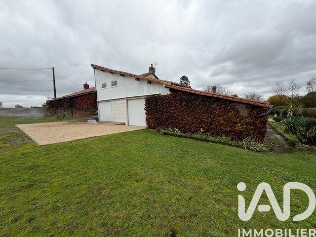 Maison - 224 m² - 7 pièces