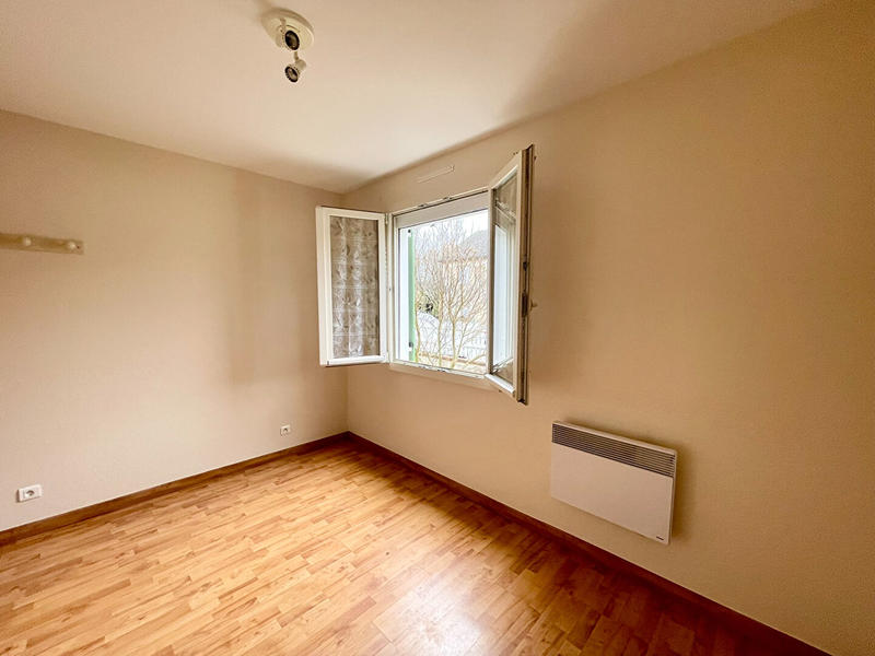 Villa - 99 m² - 6 pièces