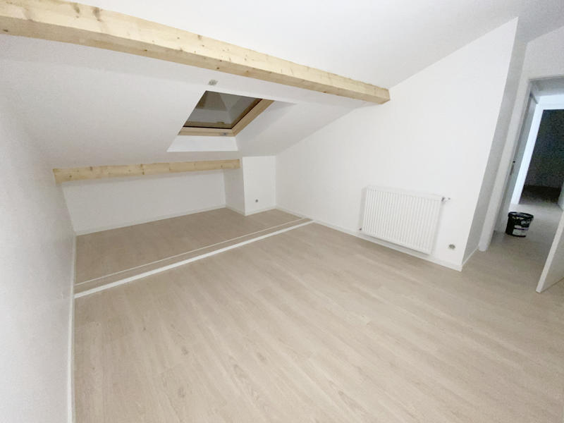 Maison - 99 m² - 4 pièces