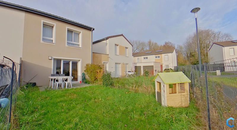 Maison - 83 m² - 4 pièces