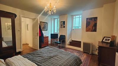 Maison - 143 m² - 6 pièces