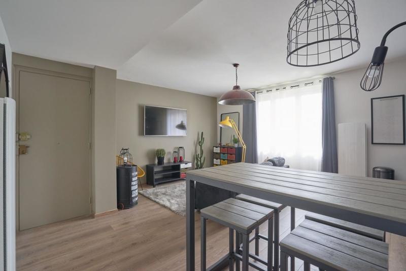 Appartement - 83 m² - 5 pièces