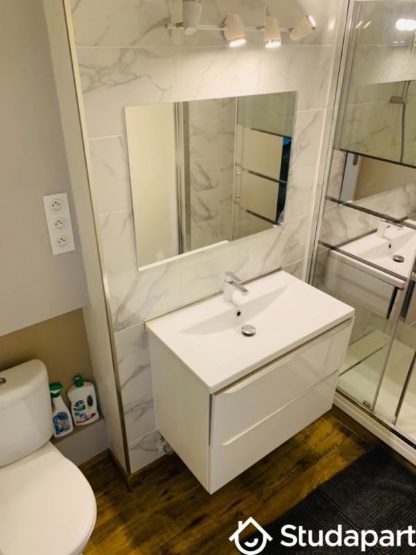 Chambre - 13 m² - 1 pièce