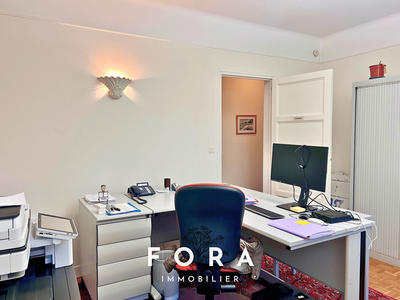 Local commercial - 60 m² - 3 pièces