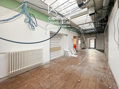 Bureau - 140 m² - 9 pièces