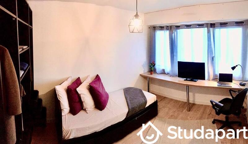 Chambre - 11 m² - 1 pièce