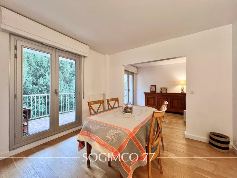 Duplex - 147 m² - 6 pièces