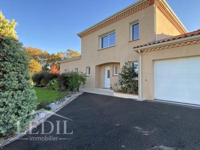Villa - 194 m² - 4 pièces