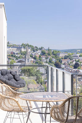 Appartement - 117 m² - 4 pièces