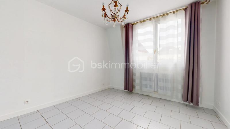 Maison - 122 m² - 6 pièces