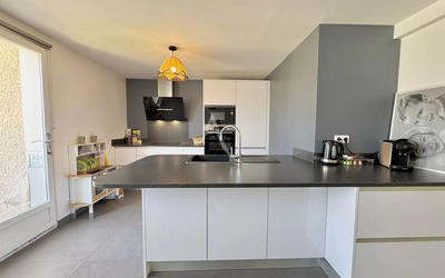 Maison - 79 m² - 4 pièces