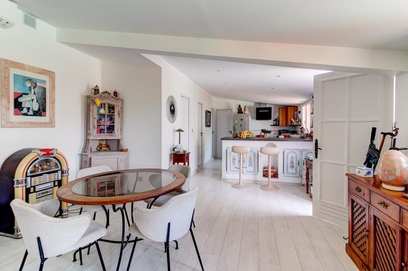 Maison - 90 m² - 3 pièces