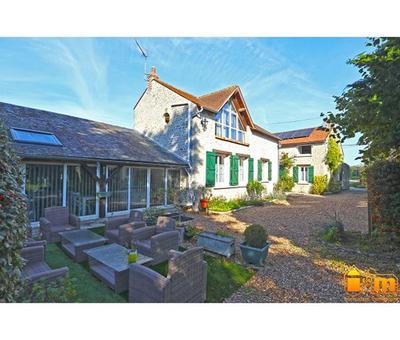 Maison - 190 m² - 5 pièces