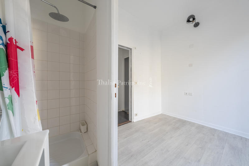 Appartement - 245 m² - 8 pièces