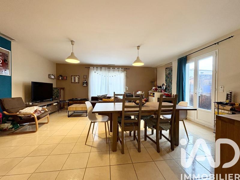 Maison - 99 m² - 4 pièces