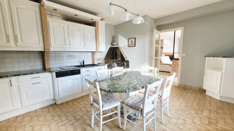 Maison - 160 m² - 7 pièces