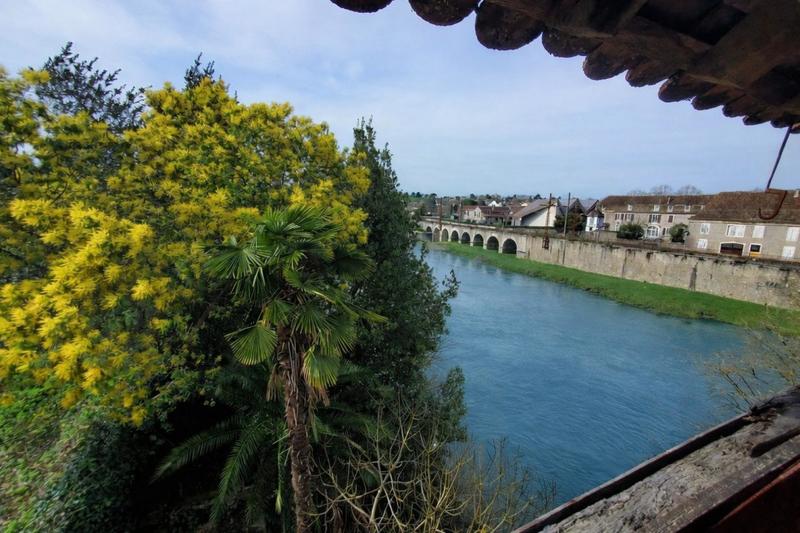 Maison - 170 m² - 4 pièces